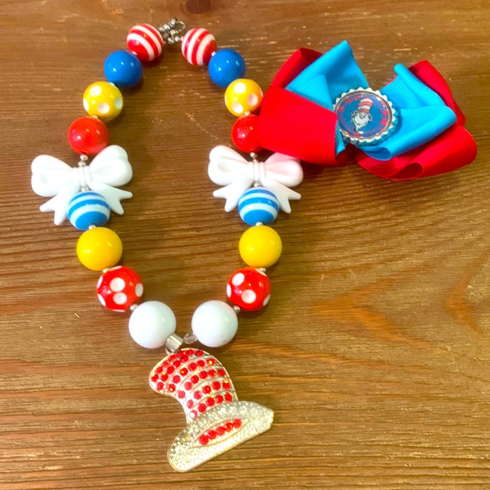 Dr Seuss necklace and bow
